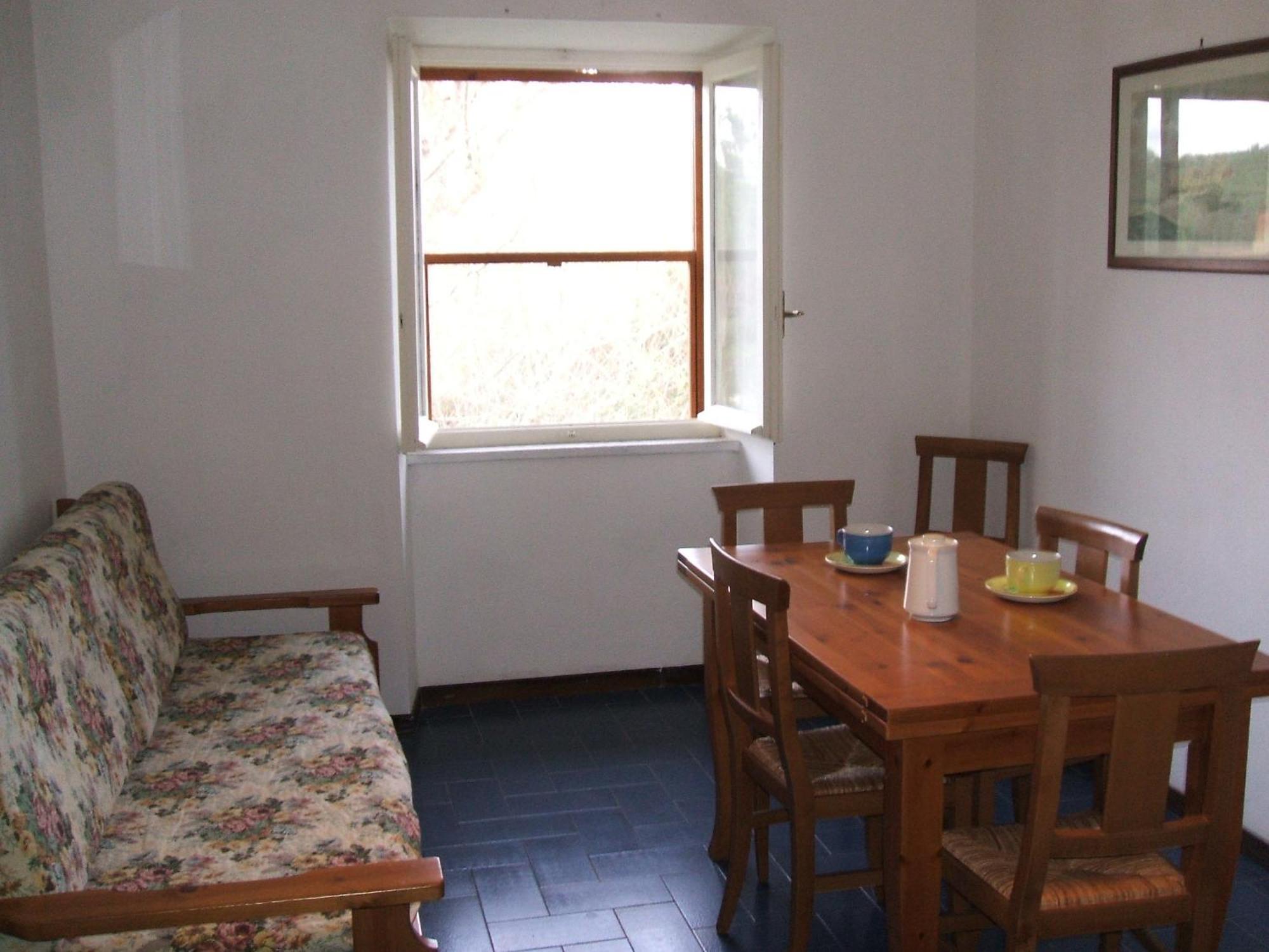 Airone Aparthotel 2*